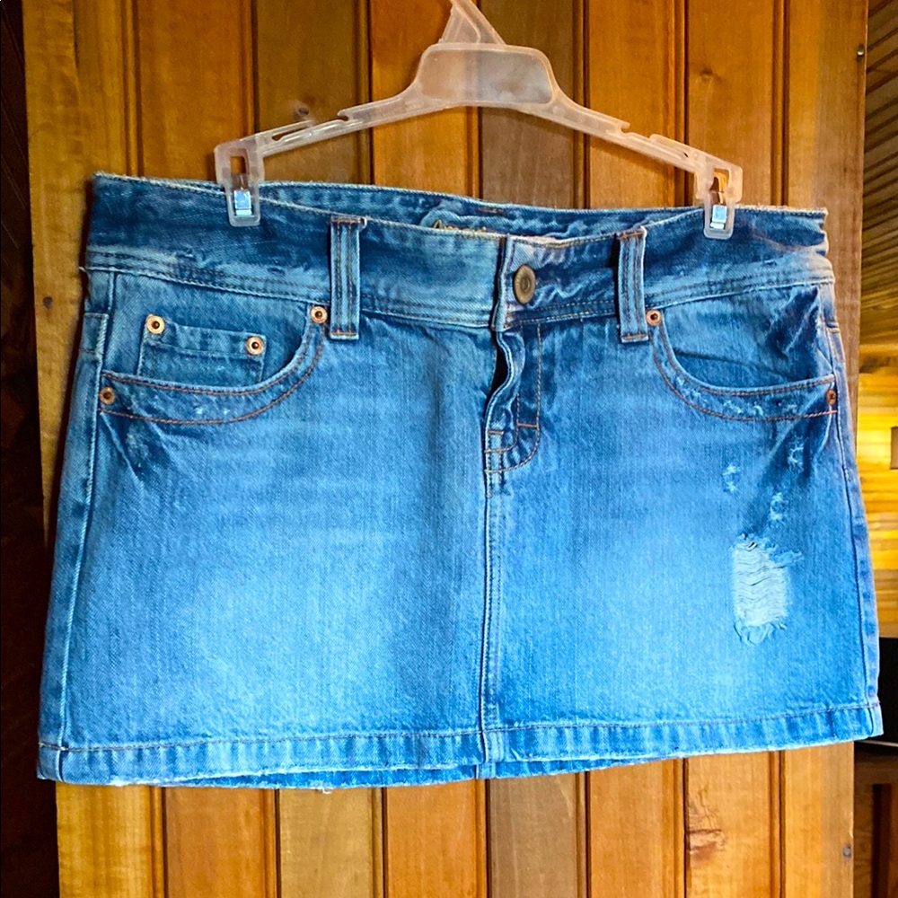American Eagle Distressed Denim Mini
